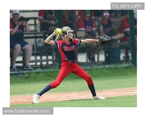 美国足球球星加盟中国职业联赛推动中美体育交流与发展新机遇