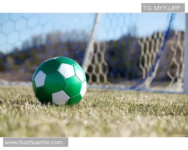 胡莱足球当家球星实力解析 盘点他在赛场上的亮眼表现与未来发展潜力 胡莱足球当家球星实力解析 盘点他在赛场上的亮眼表现与未来发展潜力